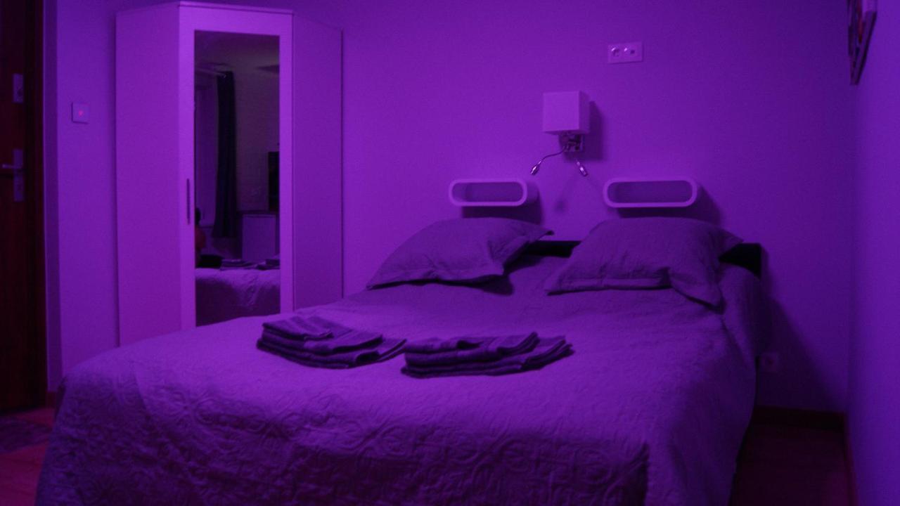 Mini Studio Apartment เอากุสตูฟ ภายนอก รูปภาพ